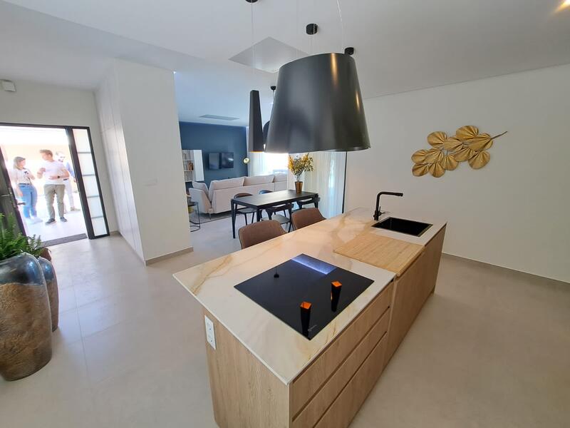 4 Schlafzimmer Villa zu verkaufen