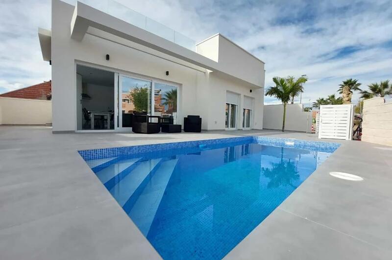 Maison de Ville à vendre dans Los Montesinos, Alicante