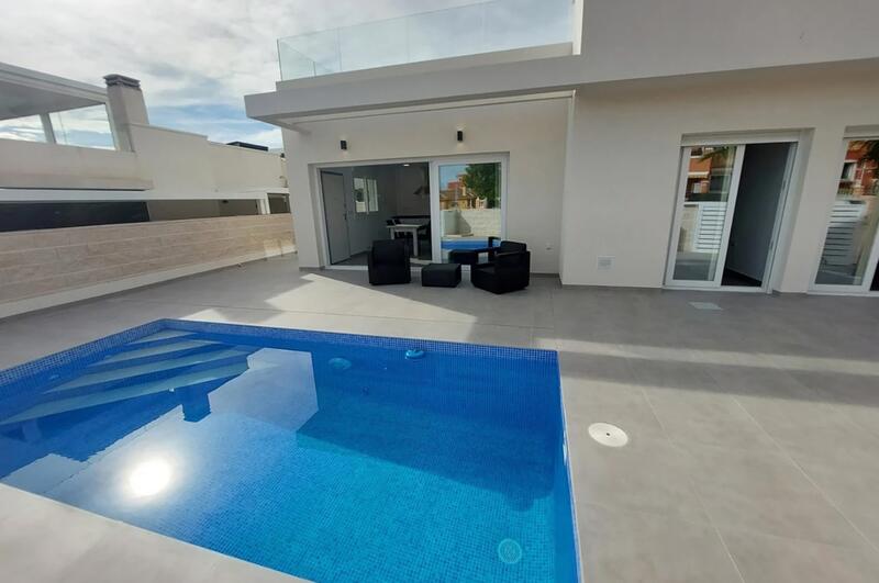 3 bedroom Townhouse for sale