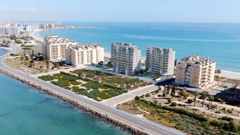 квартира продается в La Manga del Mar Menor, Murcia