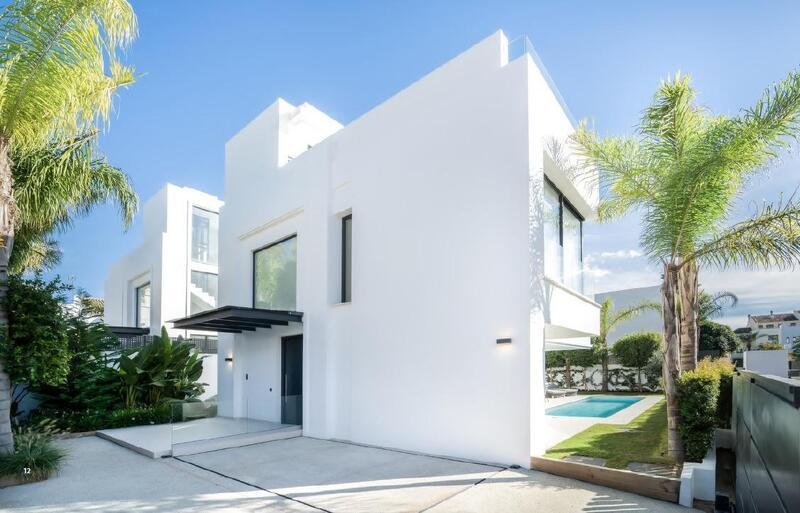 4 Cuarto Villa en venta