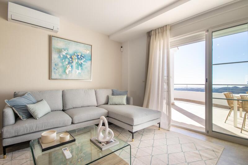 Apartment for sale in Istan, Málaga