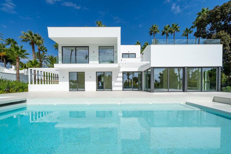 Villa à vendre dans El Paraiso, Málaga