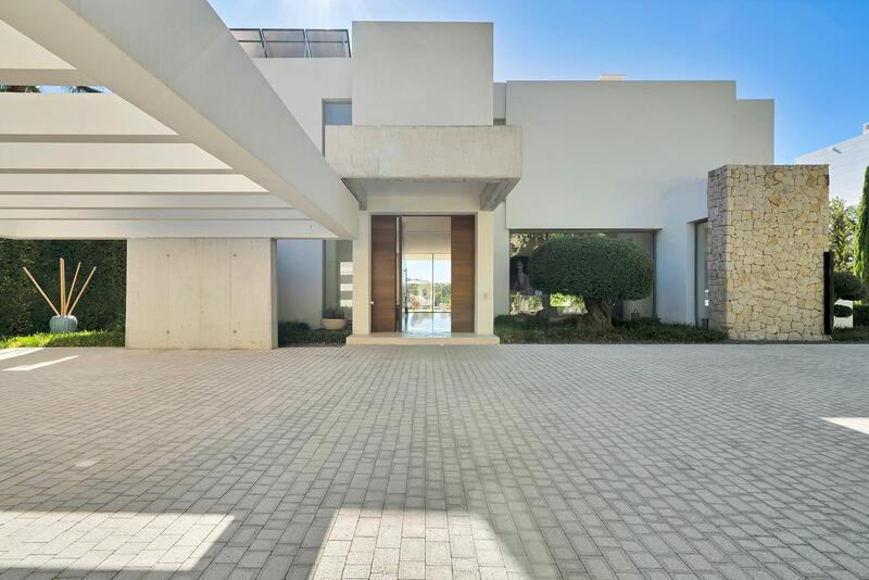 5 bedroom Villa for sale