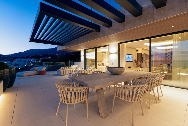 4 bedroom Apartment for sale