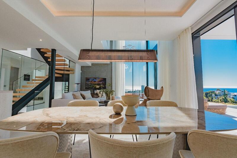 Villa til salgs i Marbella, Málaga