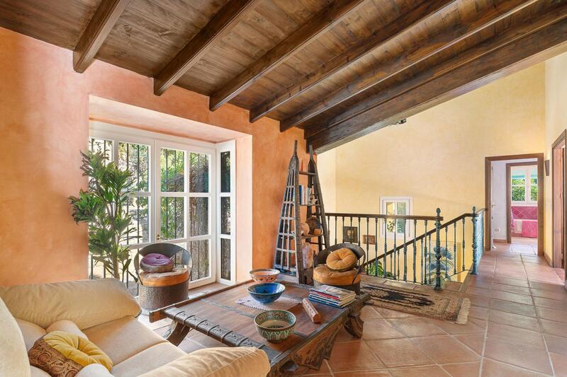 4 Cuarto Villa en venta