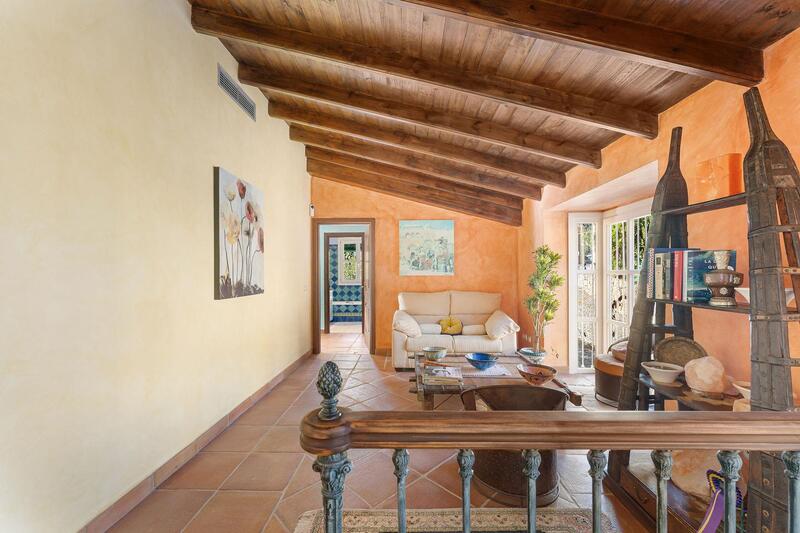 4 Cuarto Villa en venta