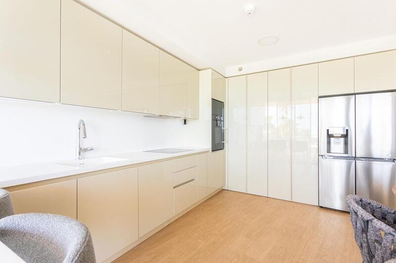 4 slaapkamer Appartement Te koop