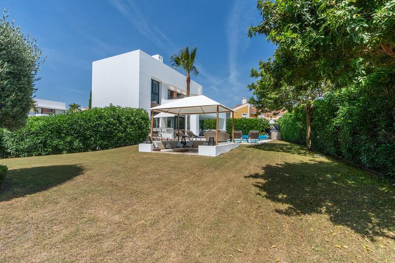 5 bedroom Villa for sale
