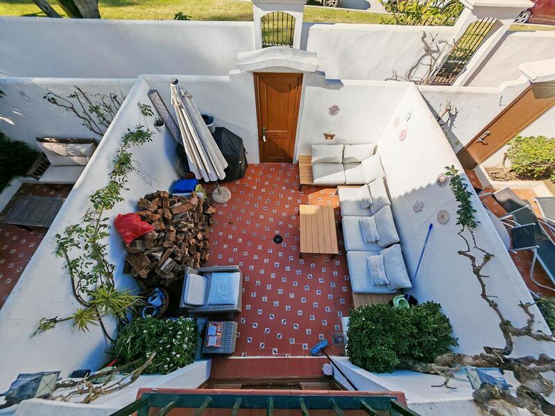 2 Cuarto Villa en venta