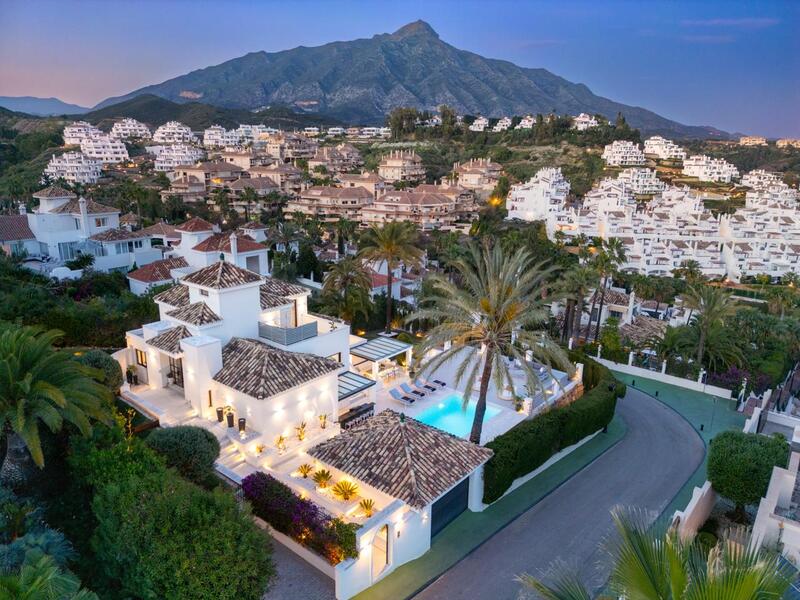 5 bedroom Villa for sale
