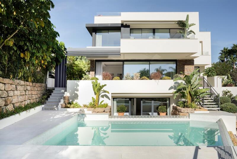 Villa til salg i Estepona, Málaga