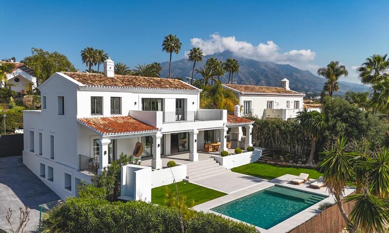 Villa en venta en Marbella, Málaga