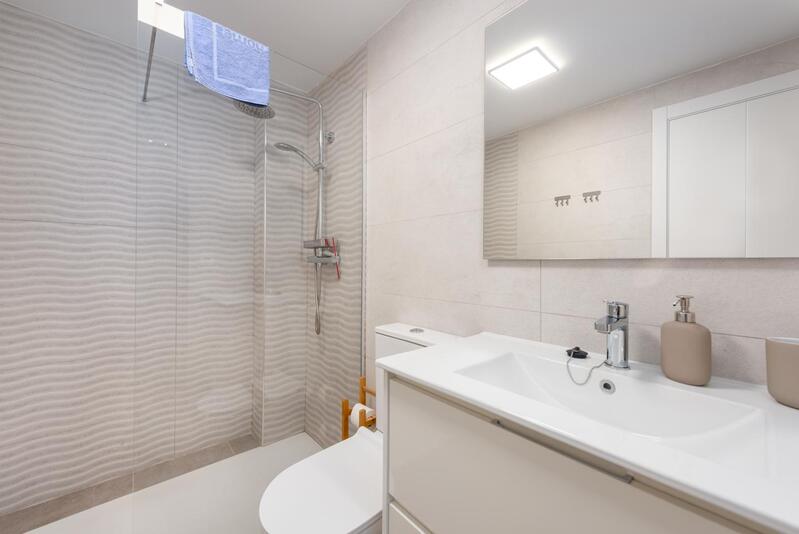 2 slaapkamer Appartement Te koop