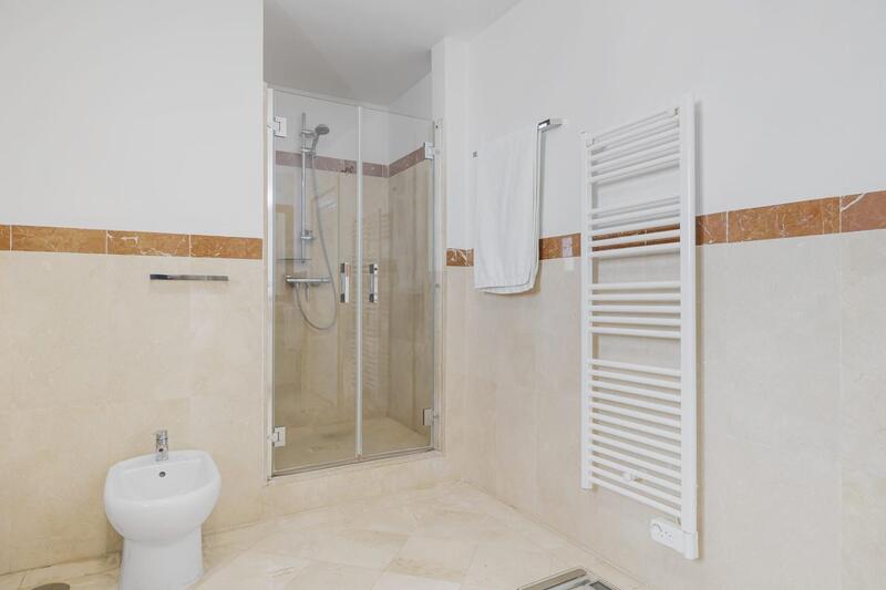 5 Cuarto Dúplex en venta