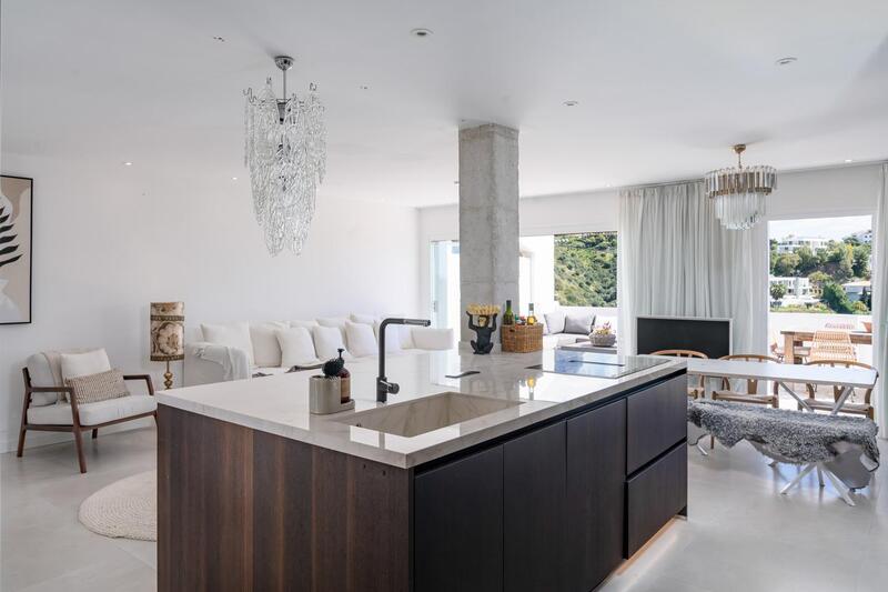 3 bedroom Apartment for sale