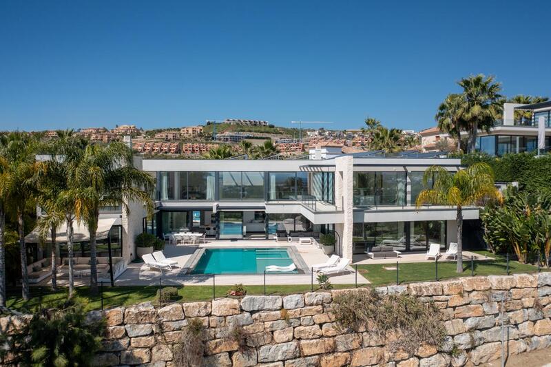 Villa til salgs i Benahavis, Málaga