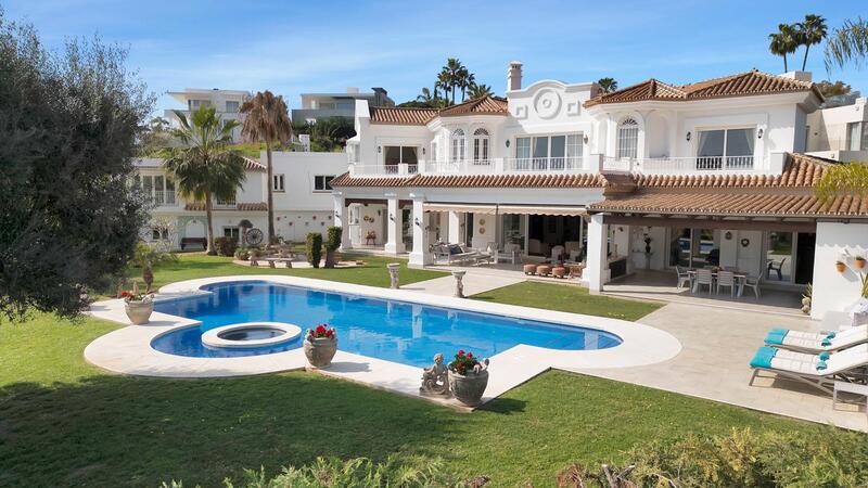 Villa til salg i Marbella, Málaga