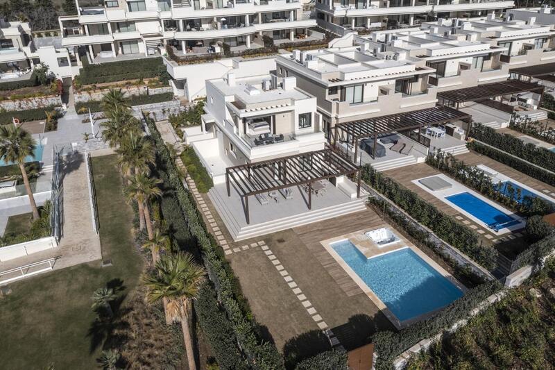 Villa à vendre dans Estepona, Málaga