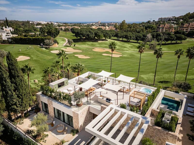 Villa til salg i Marbella, Málaga
