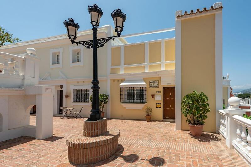 Villa for sale in Marbella, Málaga