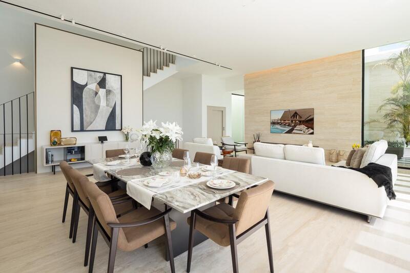 6 bedroom Villa for sale