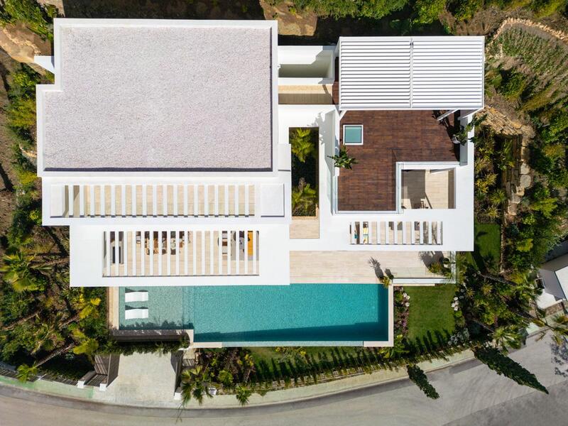 6 bedroom Villa for sale