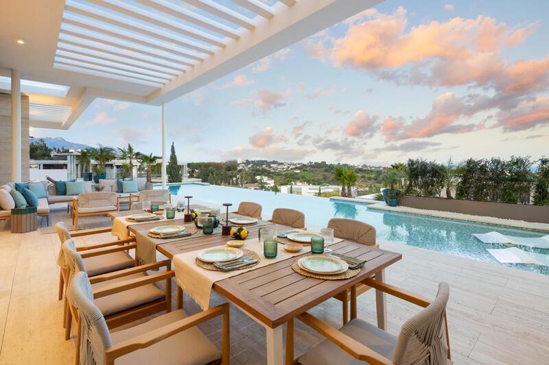 6 bedroom Villa for sale