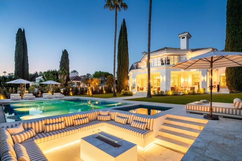 Villa for sale in Marbella, Málaga