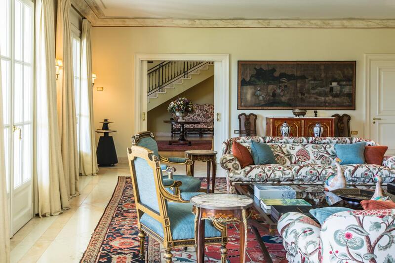 7 bedroom Villa for sale