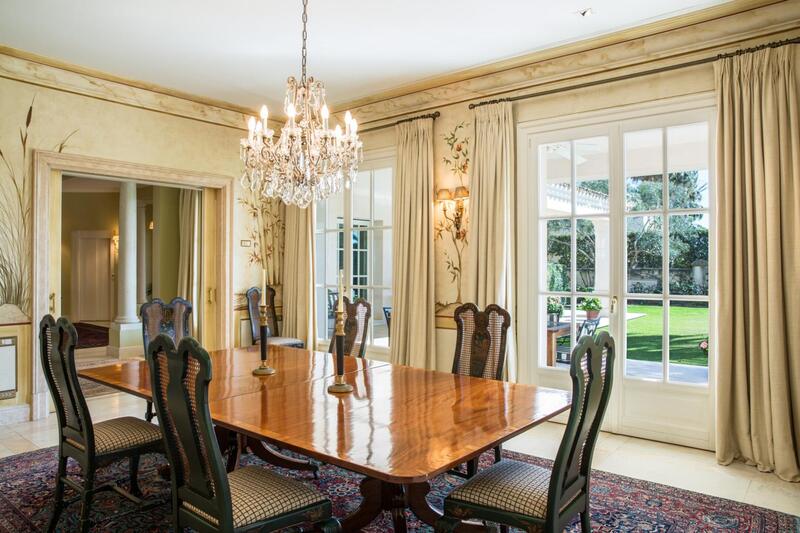 7 bedroom Villa for sale