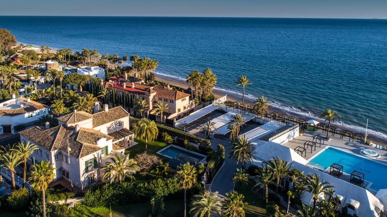 7 bedroom Villa for sale