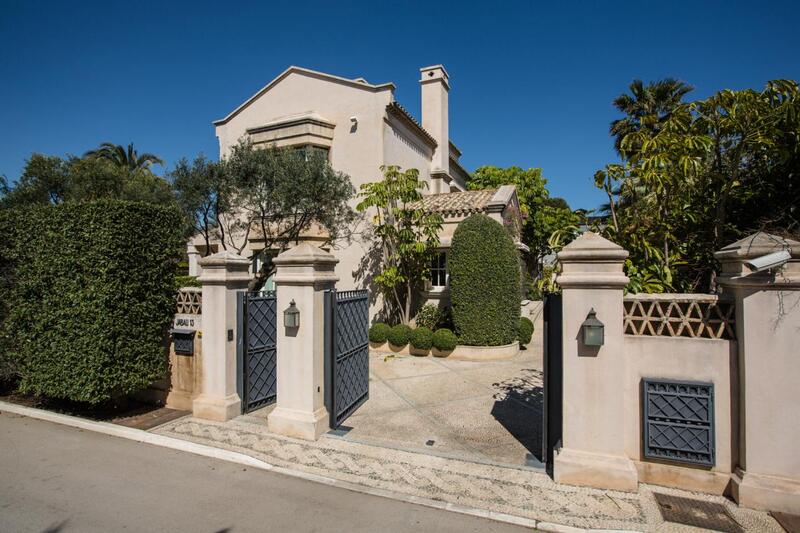 7 bedroom Villa for sale
