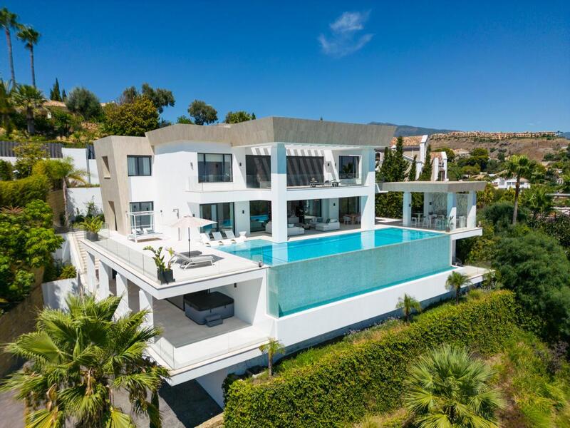 7 bedroom Villa for sale