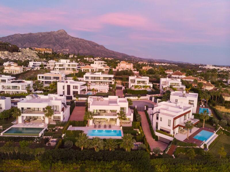 7 bedroom Villa for sale