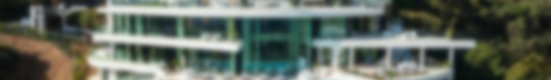 9 bedroom Villa for sale