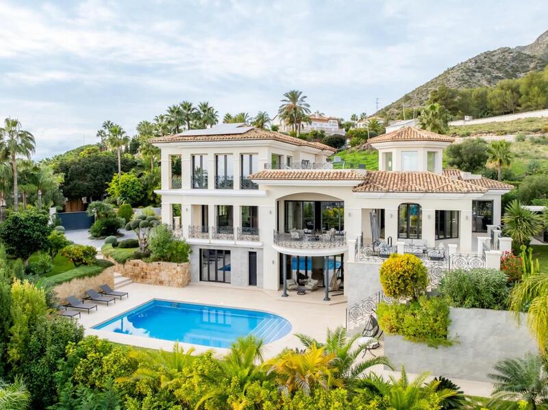 Villa for sale in Marbella, Málaga