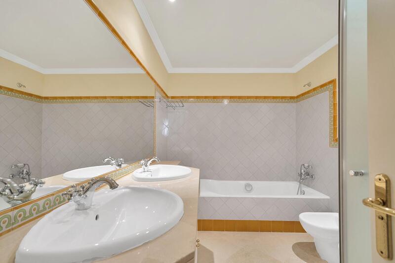 4 bedroom Villa for sale