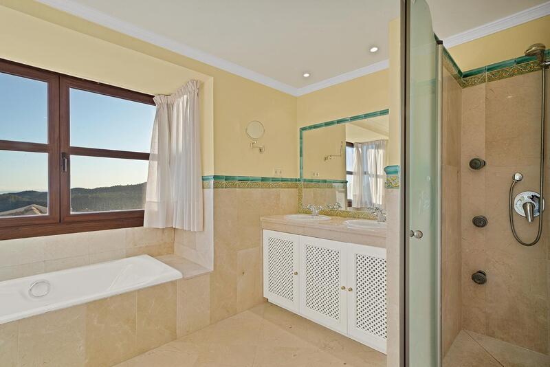 4 bedroom Villa for sale