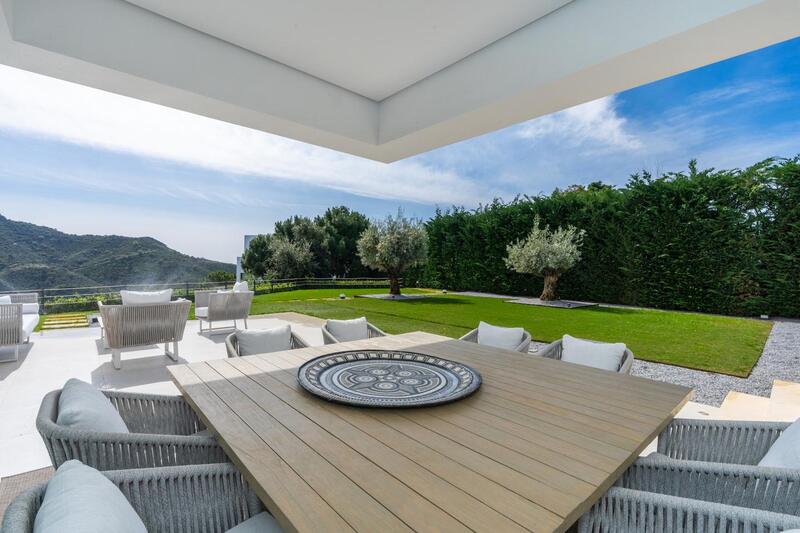 5 bedroom Villa for sale