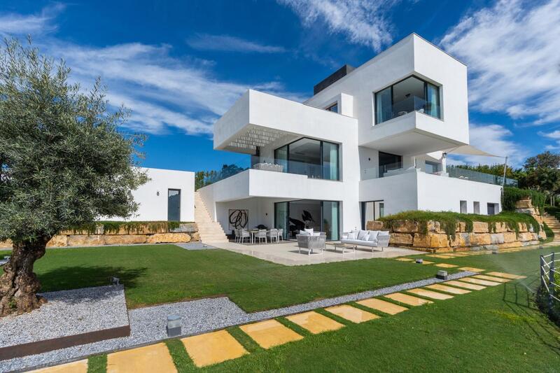 5 bedroom Villa for sale