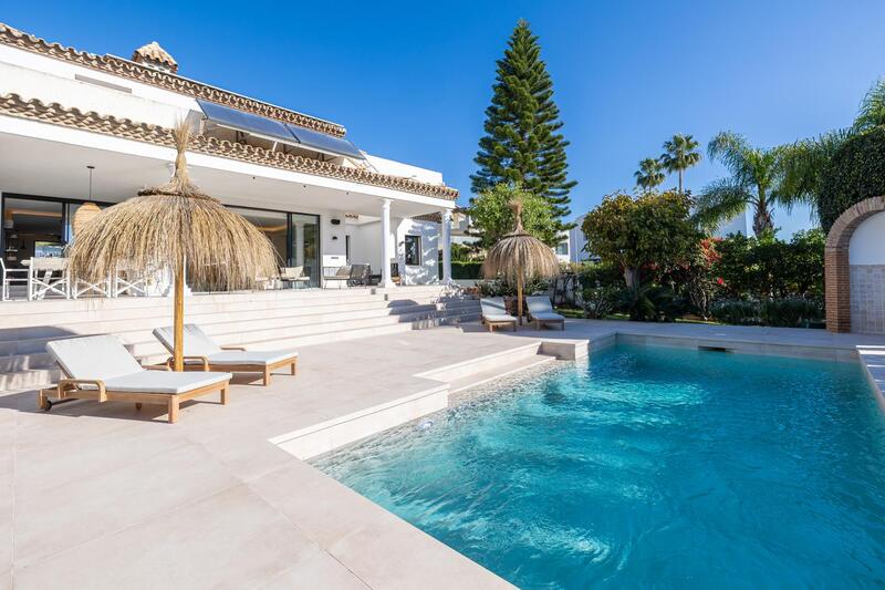 4 Cuarto Villa en venta