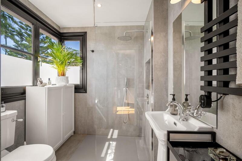 4 Cuarto Villa en venta