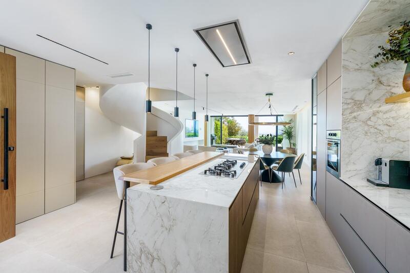 4 Cuarto Villa en venta