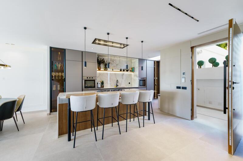 4 Cuarto Villa en venta