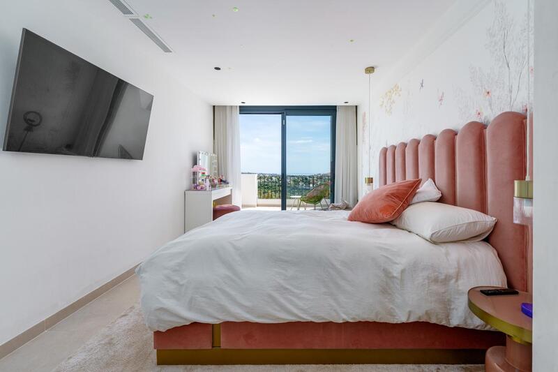 4 Cuarto Villa en venta