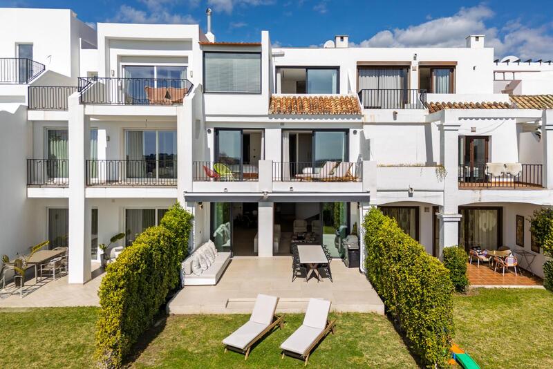 4 Cuarto Villa en venta