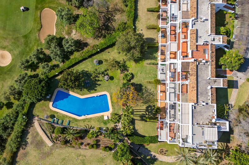 4 Cuarto Villa en venta