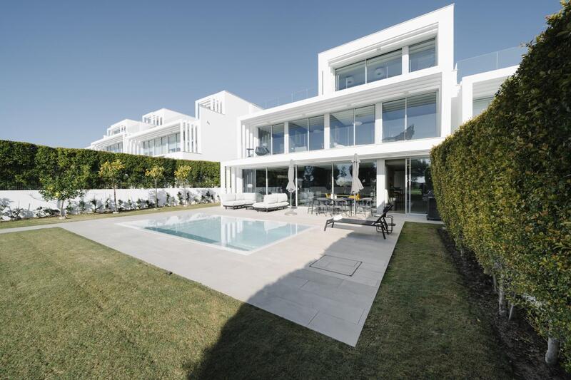 5 bedroom Villa for sale